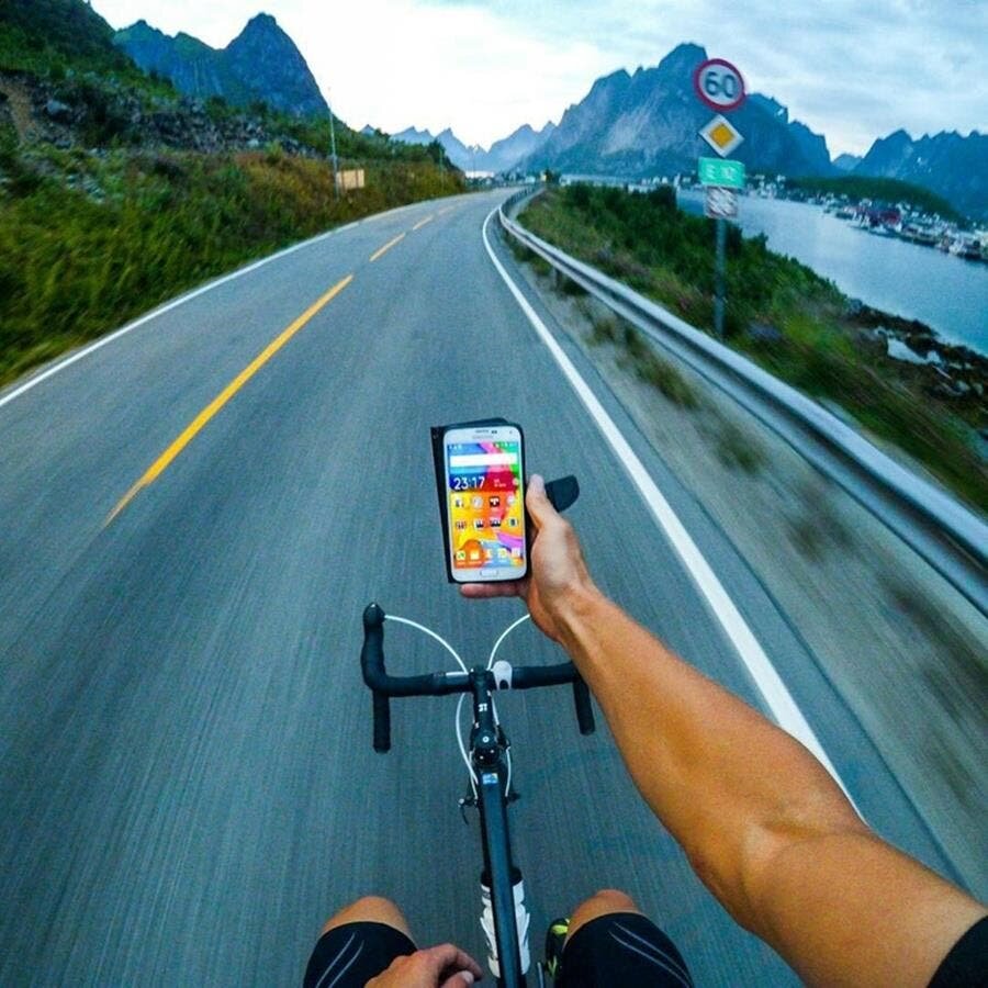 vélo, soleil de minuit