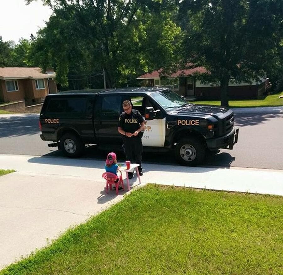 policier, canada, petite fille