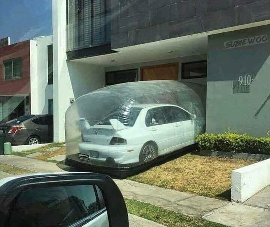 garage gonflable, voiture