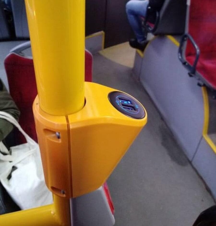 bus, USB, téléphone, invention, insolite, utile