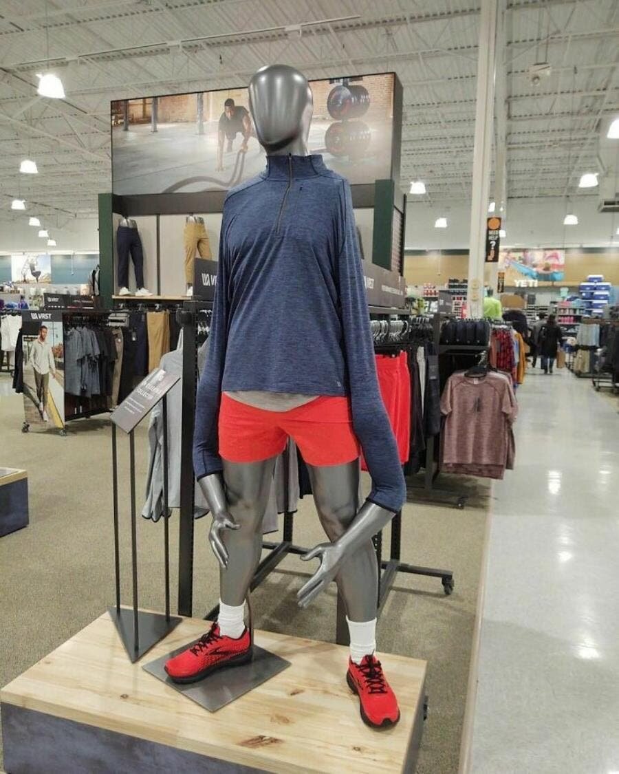 mannequin démantibulé