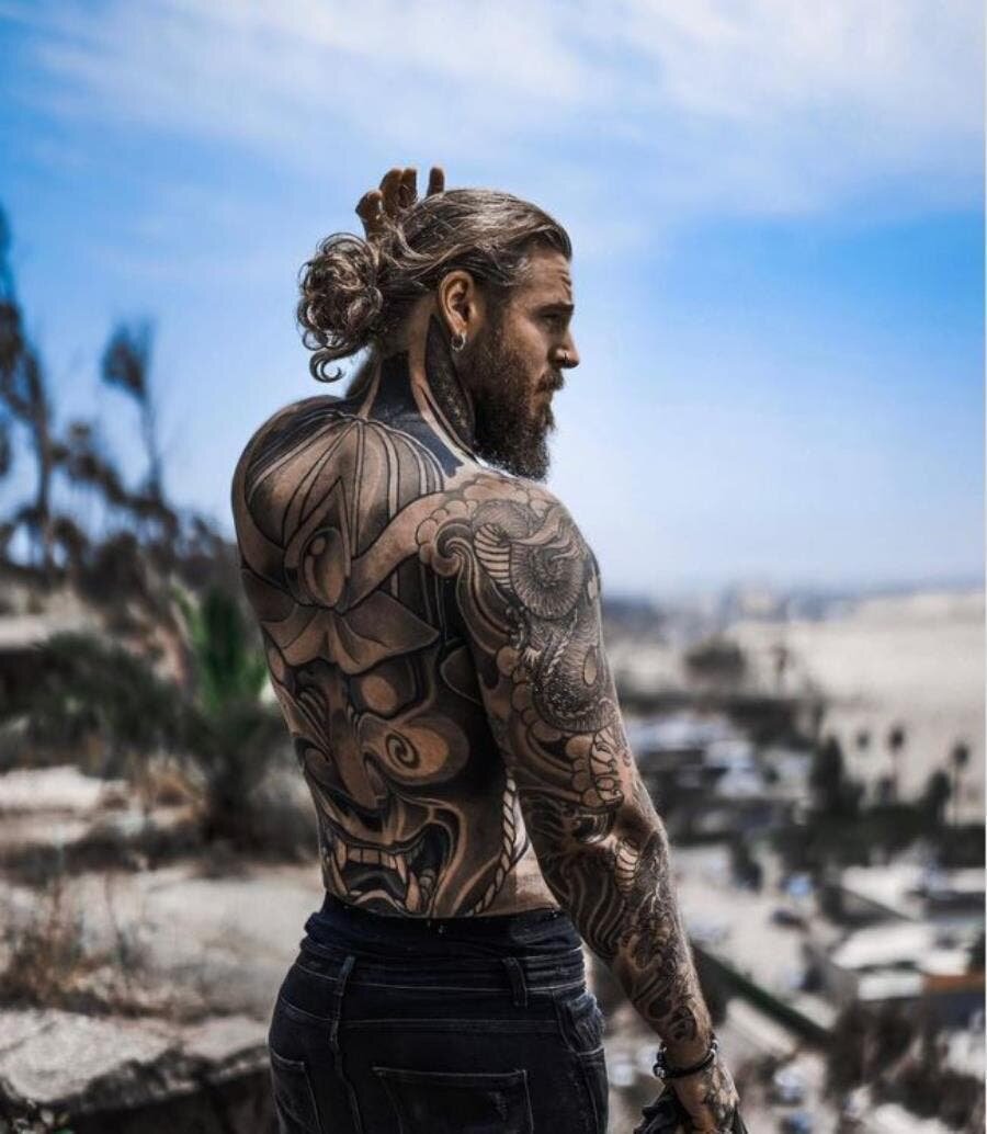 viking, moderne, cheveux, long, barbe, tatouages