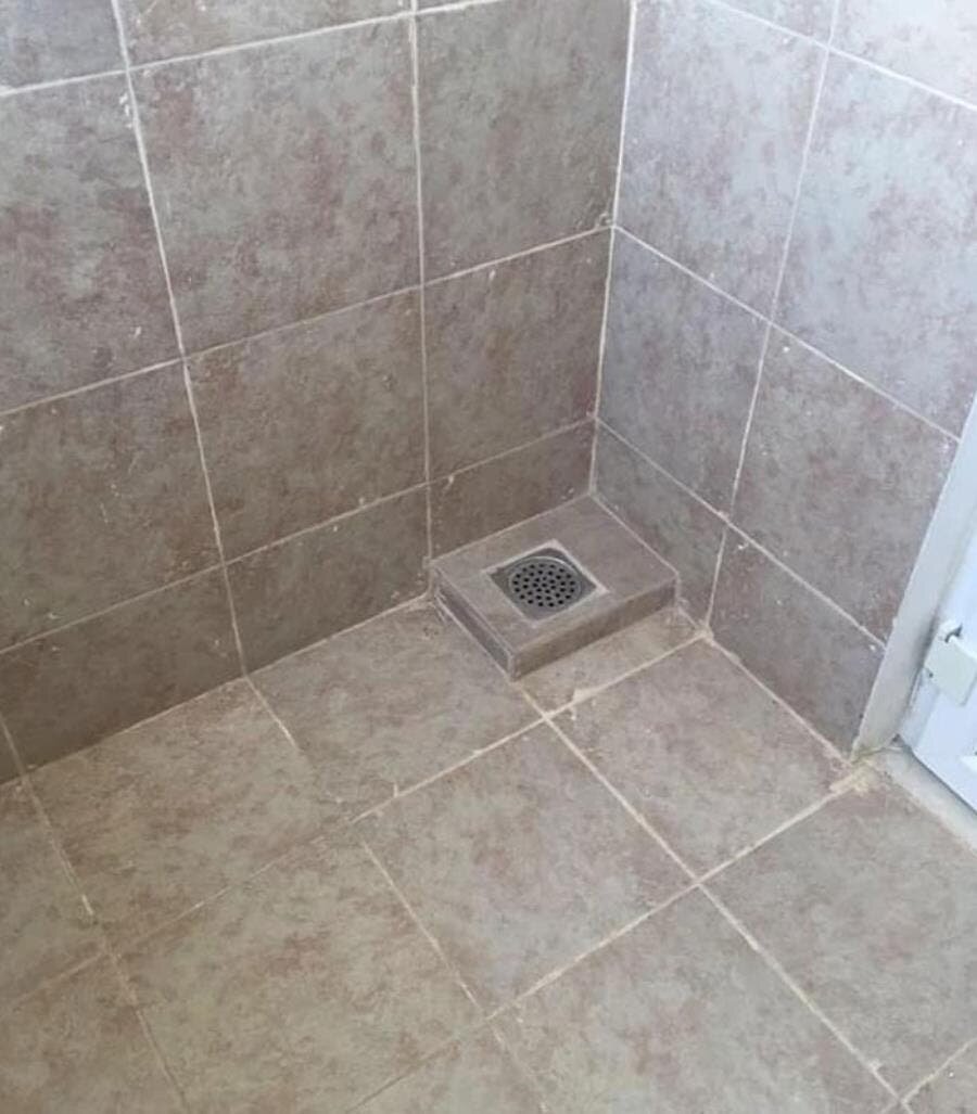 douche cuvette carreaux