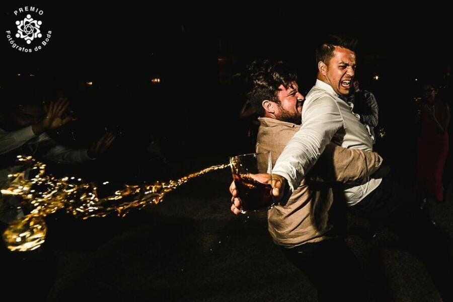 hommes marié bière nuit