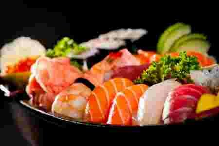 Infection sushis larve parasitaire plateau sushis