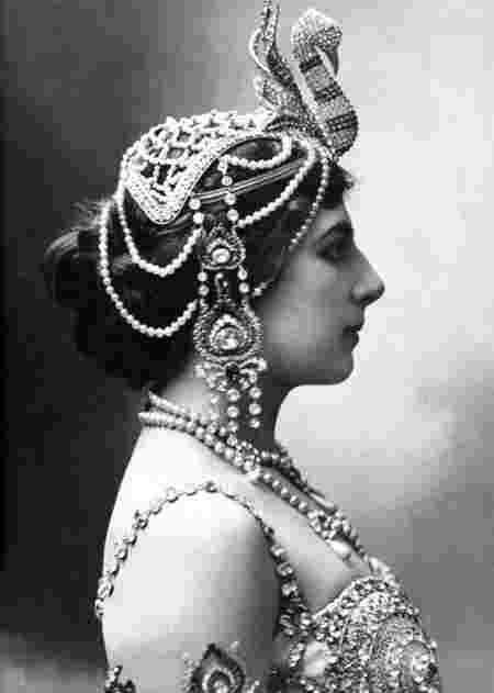 Culture Mata Hari femme fatale espionne Première Guerre Mondiale