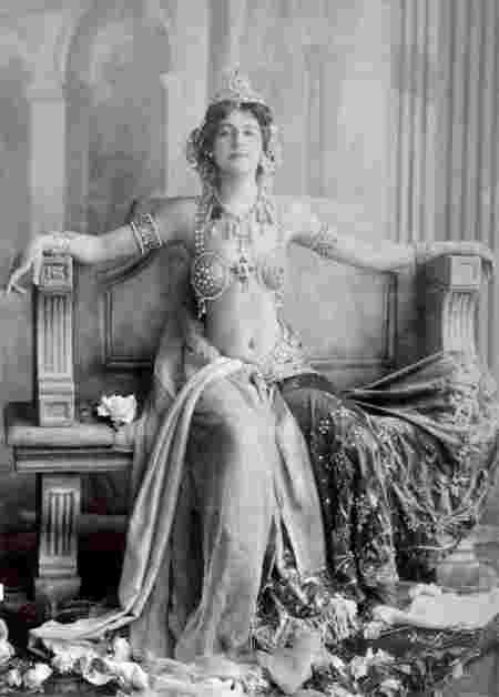 Culture Mata Hari femme fatale espionne Première Guerre Mondiale