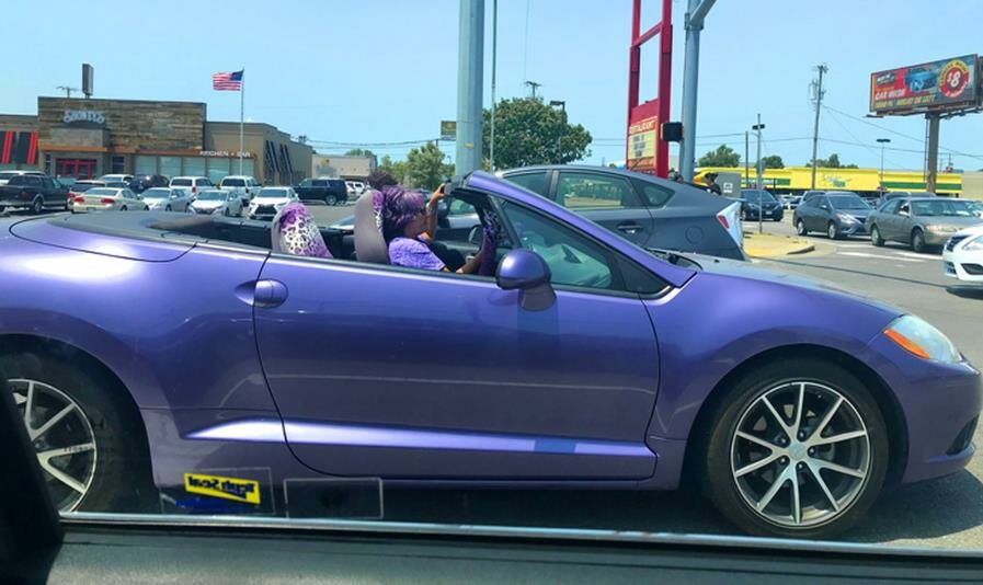 violet, voiture, cheveux