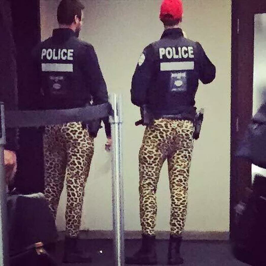 policiers, leggings, lÃ©opard