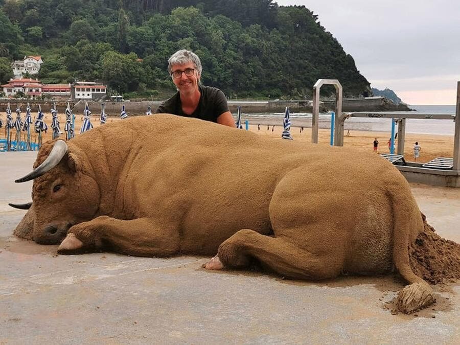 sculpture, sable, animal, andoni bastarrika, vache