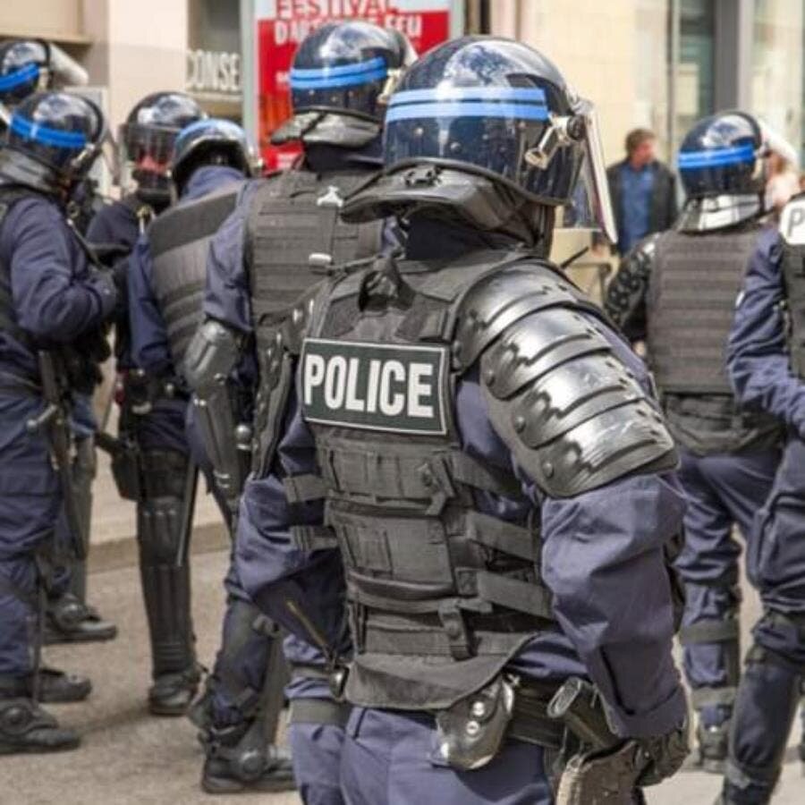 police armée