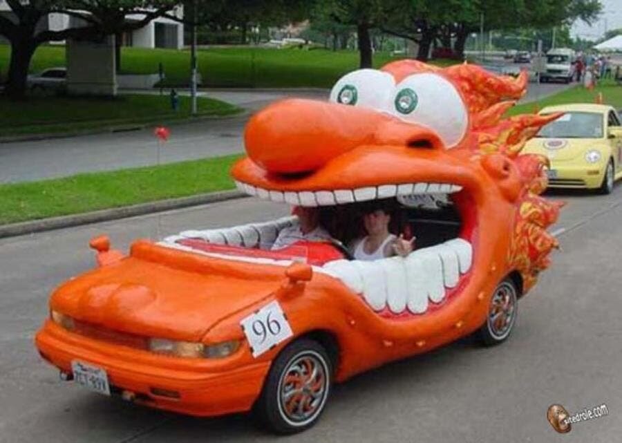 voiture dragon