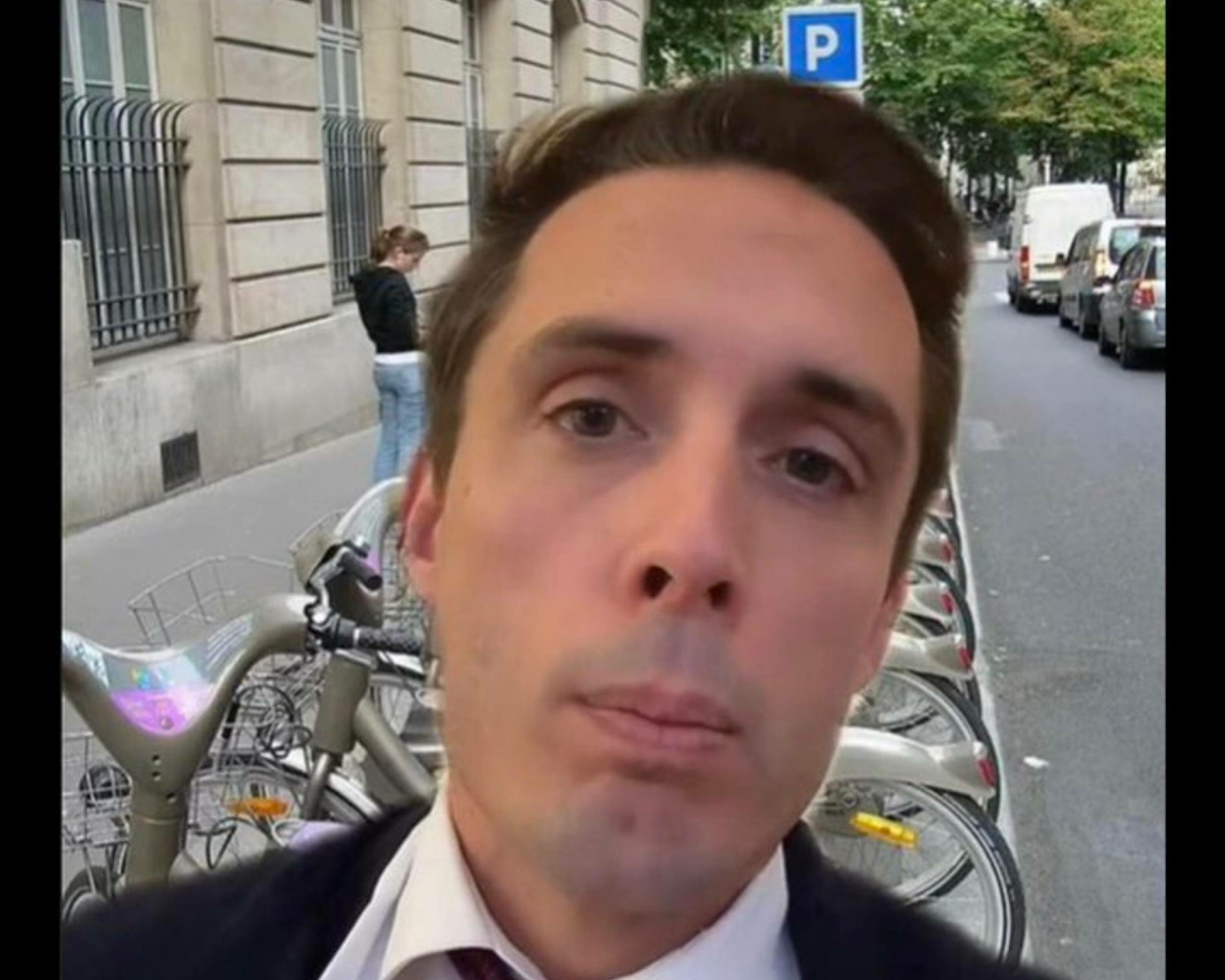 Jean Baptiste Djebbari L'ancien Ministre Des Transports Fait Un Bad Buzz Après Avoir Partagé Une Vidéo Sur Tiktok