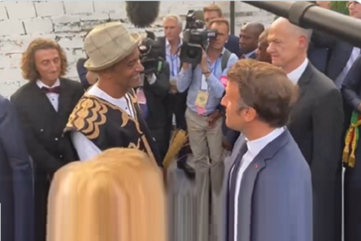 Yannick Noah Brise Il Seffondre Devant Le President Emmanuel Macron