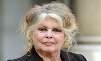 Biopic à La Con Brigitte Bardot Dézingue La Série Que Lui Consacre France 2